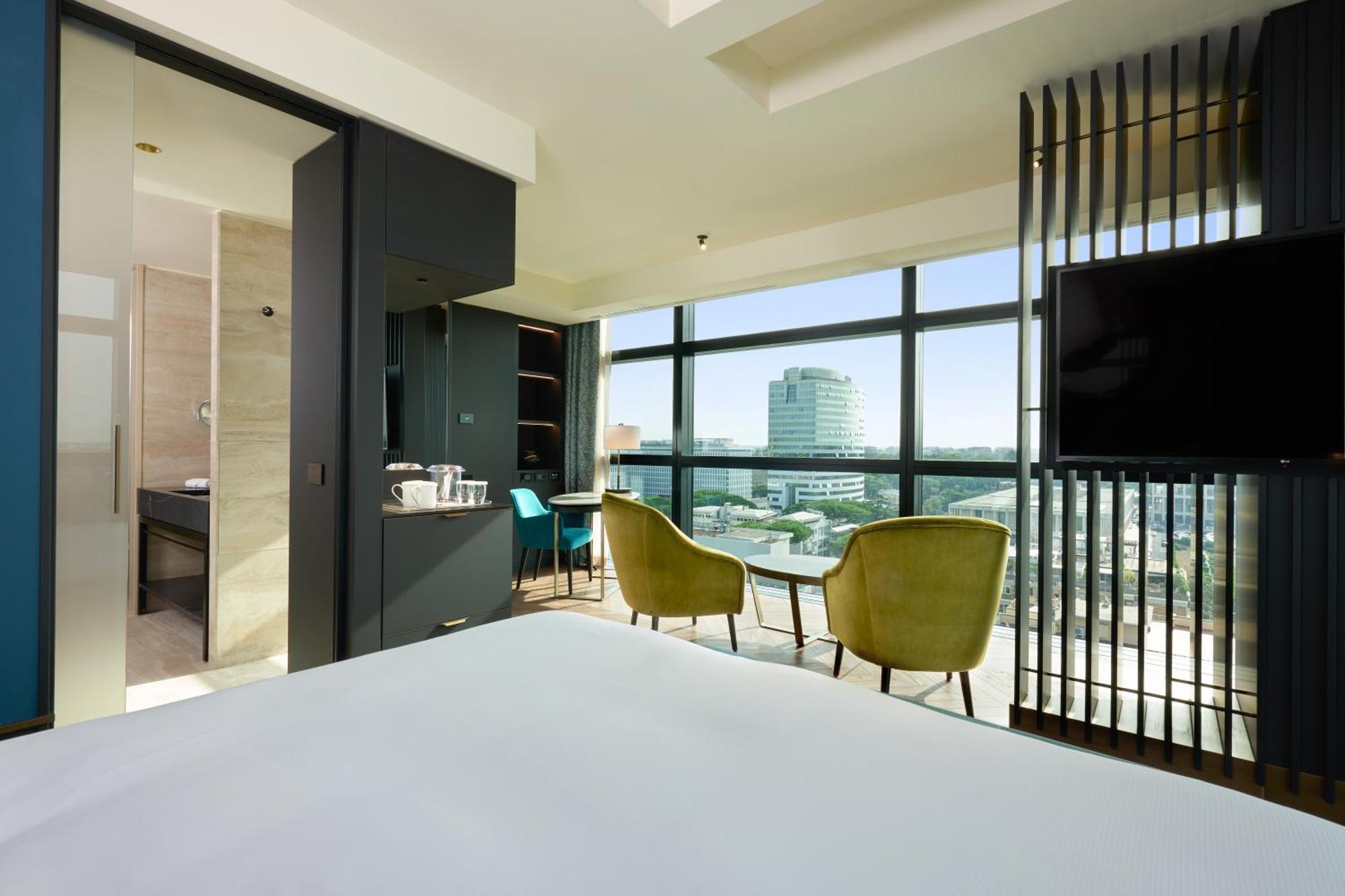 Hilton Eur La Hotell 4*
