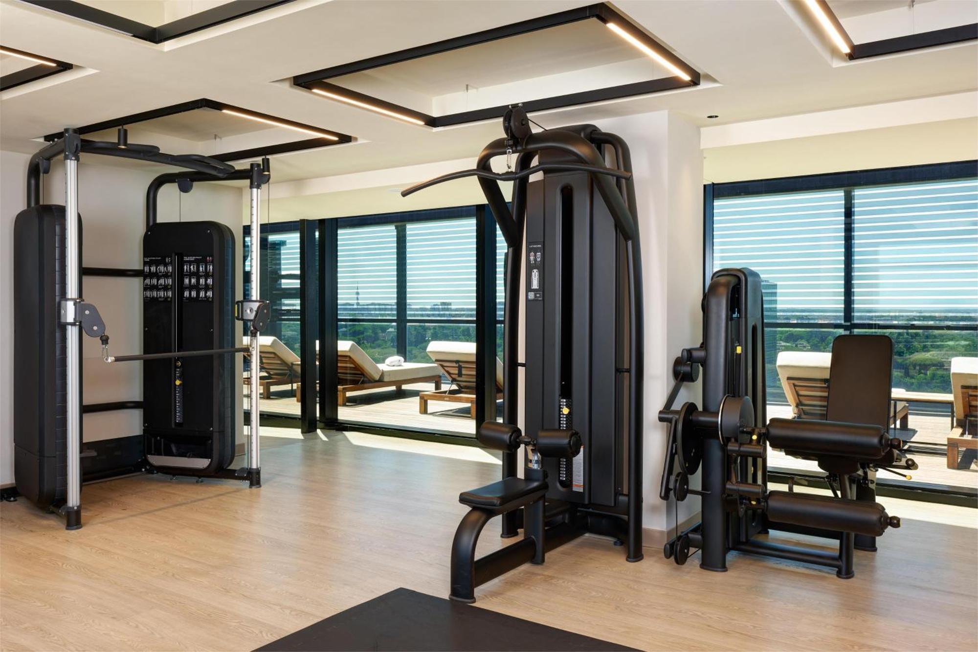 Hilton Eur La 4*